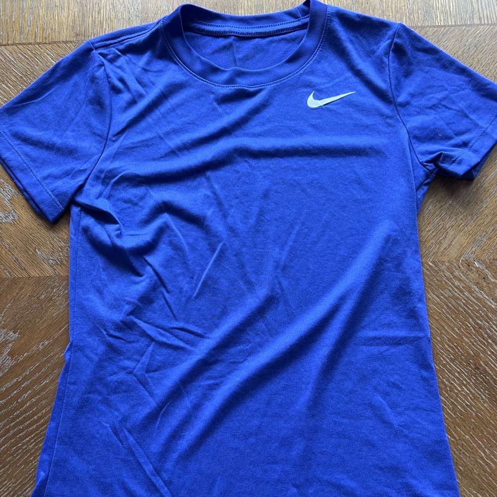 Nike Womens Shirt